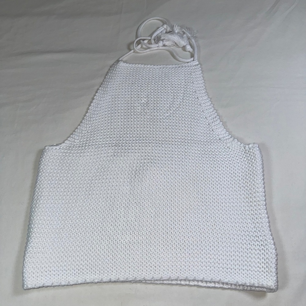 525 America Revolve White Halter Top Knit Cropped Summer Tassel Sleeveless M NWT